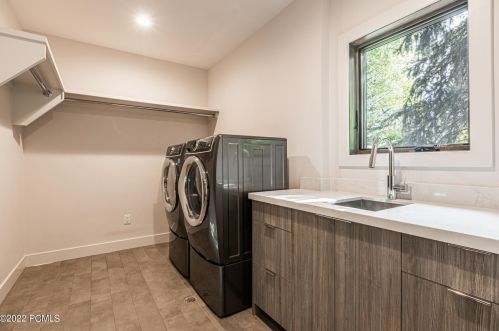 4928 Silver Spg, Park City UT 84098-6042 exterior