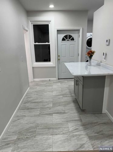 90 Devon St, Kearny NJ  07032-2307 exterior