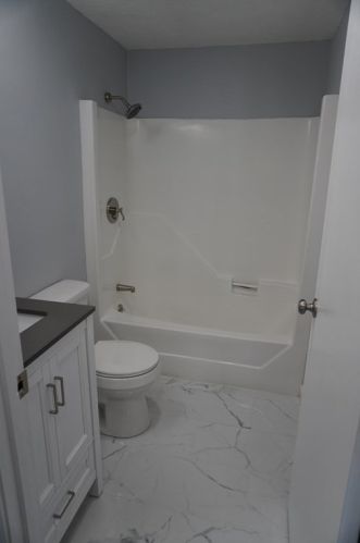 1261 Church St, New Bedford MA 02745-1725 exterior