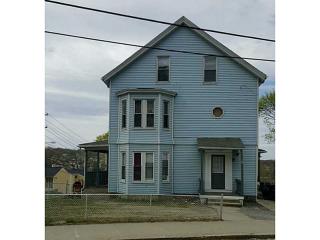 271 Elm St, Woonsocket RI  02895-2105 exterior