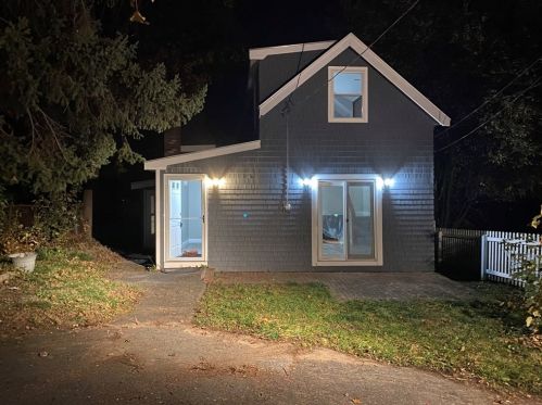 24 Emerald Rd, Nahant MA 01908-1358 exterior