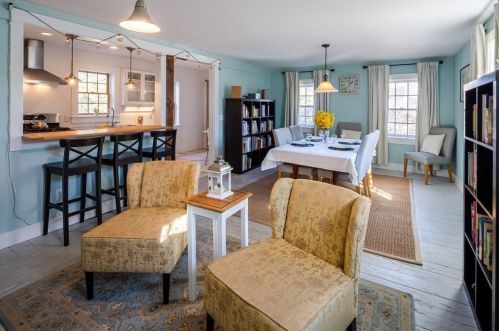 150 Barcliff Ave, Chatham MA 02633-1904 exterior