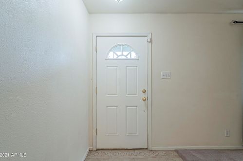 3910 Edgemont Ave, Phoenix AZ 85035-1533 exterior