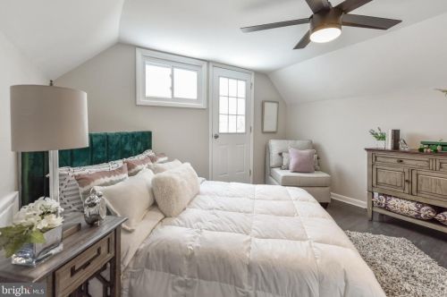 1102 Cumberland Ave, West Deptford NJ  08096-3041 exterior