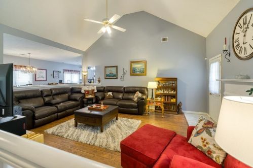 113 Windsor Cir, Stockbridge GA 30281-1864 exterior