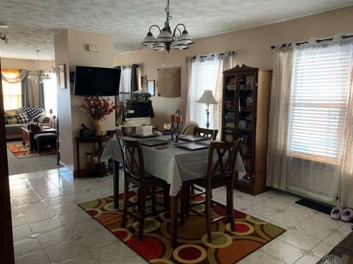 129 Bates, New Bedford MA 02745-6009 exterior