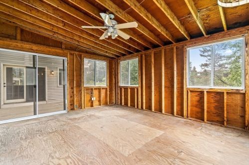 35 Crosby St, Arlington MA 02474-2257 exterior