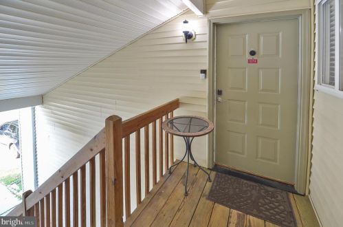 1074 Tristram Cir, West Deptford, NJ 08051-2240