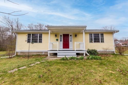 1227 Main St, Dighton MA 02715-1203 exterior