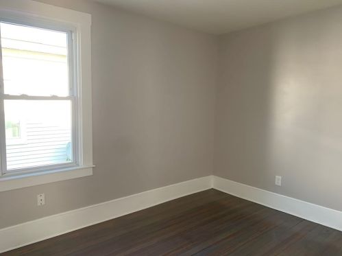 228 Phillips Ave, New Bedford MA 02746-1858 exterior