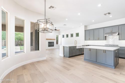 23217 39th Ter, Phoenix AZ  85050-5412 exterior