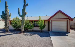 1007 Cheryl Dr, Phoenix, AZ 85020-1728