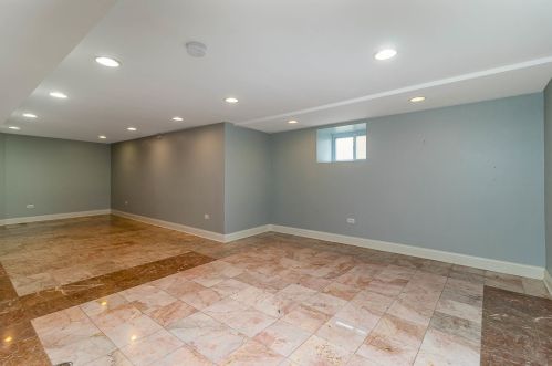 6940 34 St, Forest View IL 60402-3303 exterior