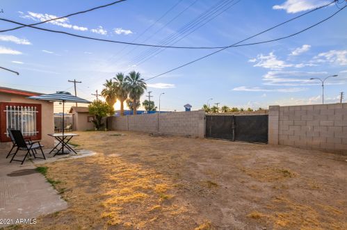 4916 Amelia Ave, Phoenix AZ  85031-2711 exterior