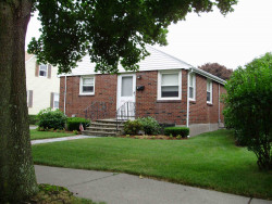 11 Colonial Ave, Newton, MA 02460-1214