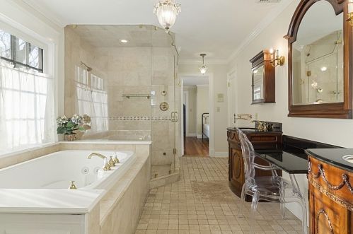 115 Aspen Ave, Newton MA 02466-3022 exterior