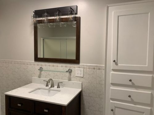 228 Phillips Ave, New Bedford MA 02746-1858 exterior