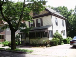 12 Chandler Pl, Newton, MA 02464-1402