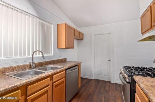 3842 Butler Dr, Phoenix AZ  85051-4742 exterior