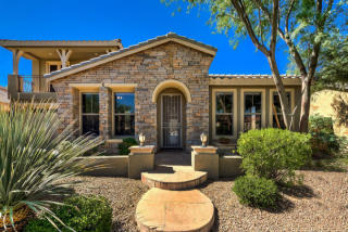 39943 Pride Dr, Phoenix AZ  85086-6010 exterior