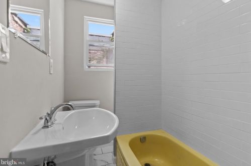 3125 Bancroft St, Philadelphia PA 19132-2361 exterior