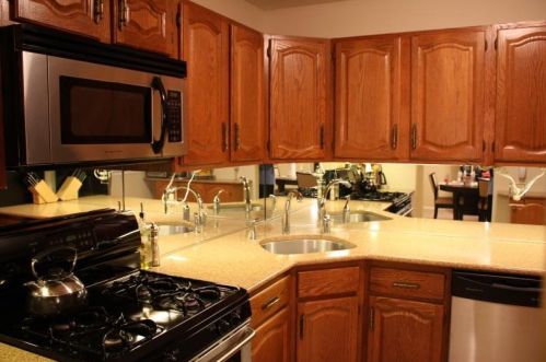 147 Castle Ridge Dr, East Hanover NJ  07936-3559 exterior