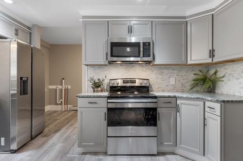 132 Grove St, Royalston MA  01331-2619 exterior