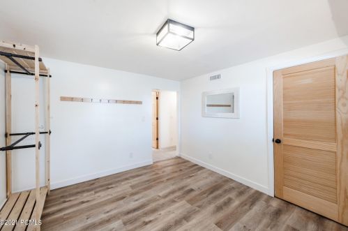 160 Parkview Dr, Park City UT 84098-5149 exterior