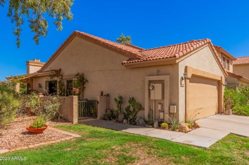 13639 42 Pl, Phoenix AZ 85032-2231 exterior