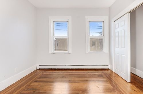 222 Clark Ave, Chelsea MA 02150-2514 exterior