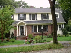 30 Kingston Rd, Newton, MA 02461-1014