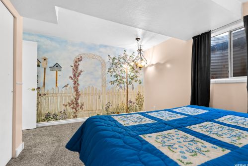 7993 Erique Way, Sandy UT 84093-6422 exterior