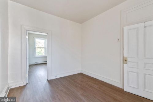 2013 15 St, Philadelphia PA 19121-2301 exterior