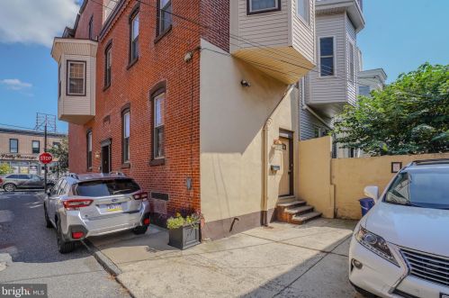 2534 Girard Ave, Philadelphia PA  19130-1314 exterior