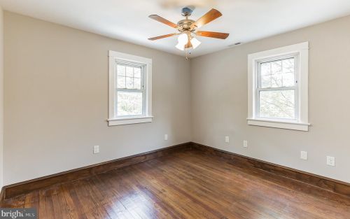 602 Salem Ave, West Deptford NJ  08096-3118 exterior