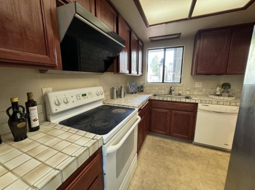 15003 Norton St, San Leandro CA  94579-1729 exterior