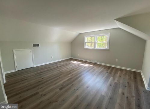 28078 Gaunts Bridge Rd, Columbus NJ  08022-1812 exterior