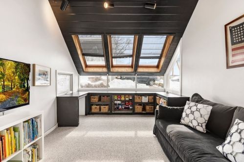 93 Riv Rd, Topsfield MA 01983-2111 exterior