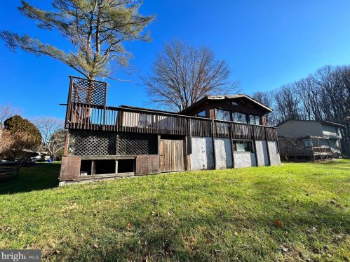 5429 Wolf River Ln, Columbia MD 21045-2258 exterior