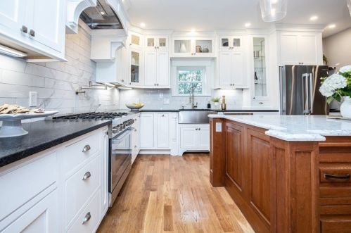 77 Hodge Rd, Arlington MA  02474-1933 exterior