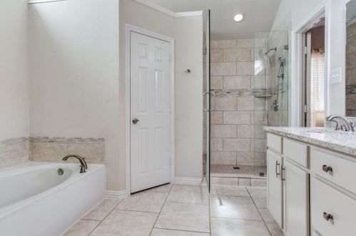 1928 Hawken Dr, Plano TX 75023-1761 exterior