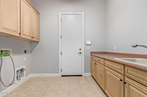 22109 36 St, Phoenix AZ 85050-7393 exterior