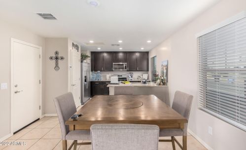 3930 79th Ln, Phoenix AZ  85043 exterior