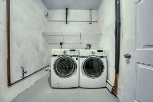 13 Clarkson St, Worcester MA 01604-4236 exterior