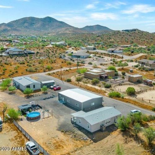 42330 3 St, Phoenix AZ 85086-7401 exterior