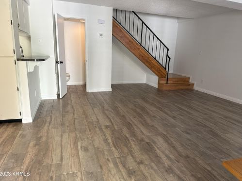 714 Eugie Ave, Phoenix AZ  85022-4836 exterior