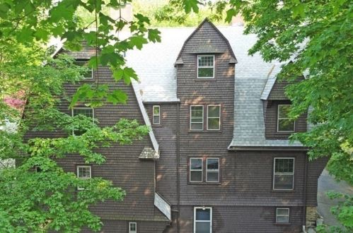 117 Mount Vernon St, Newton MA 02465-2559 exterior