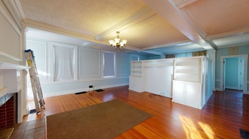 266 Pleasant St, West Bridgewater MA 02379-1509 exterior