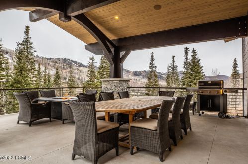 215 White Pne Cyn Rd, Park City UT 84060-6514 exterior