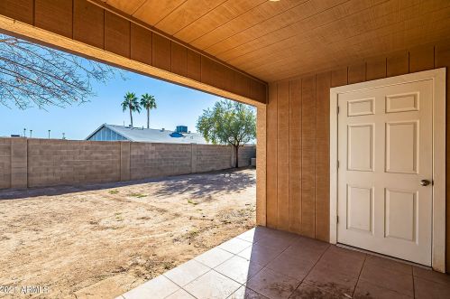 3009 Anderson Dr, Phoenix AZ 85053-1812 exterior